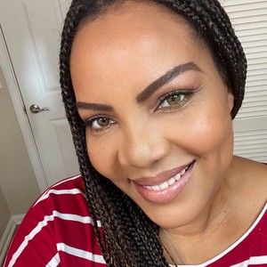 Meet your Posher, Jenice